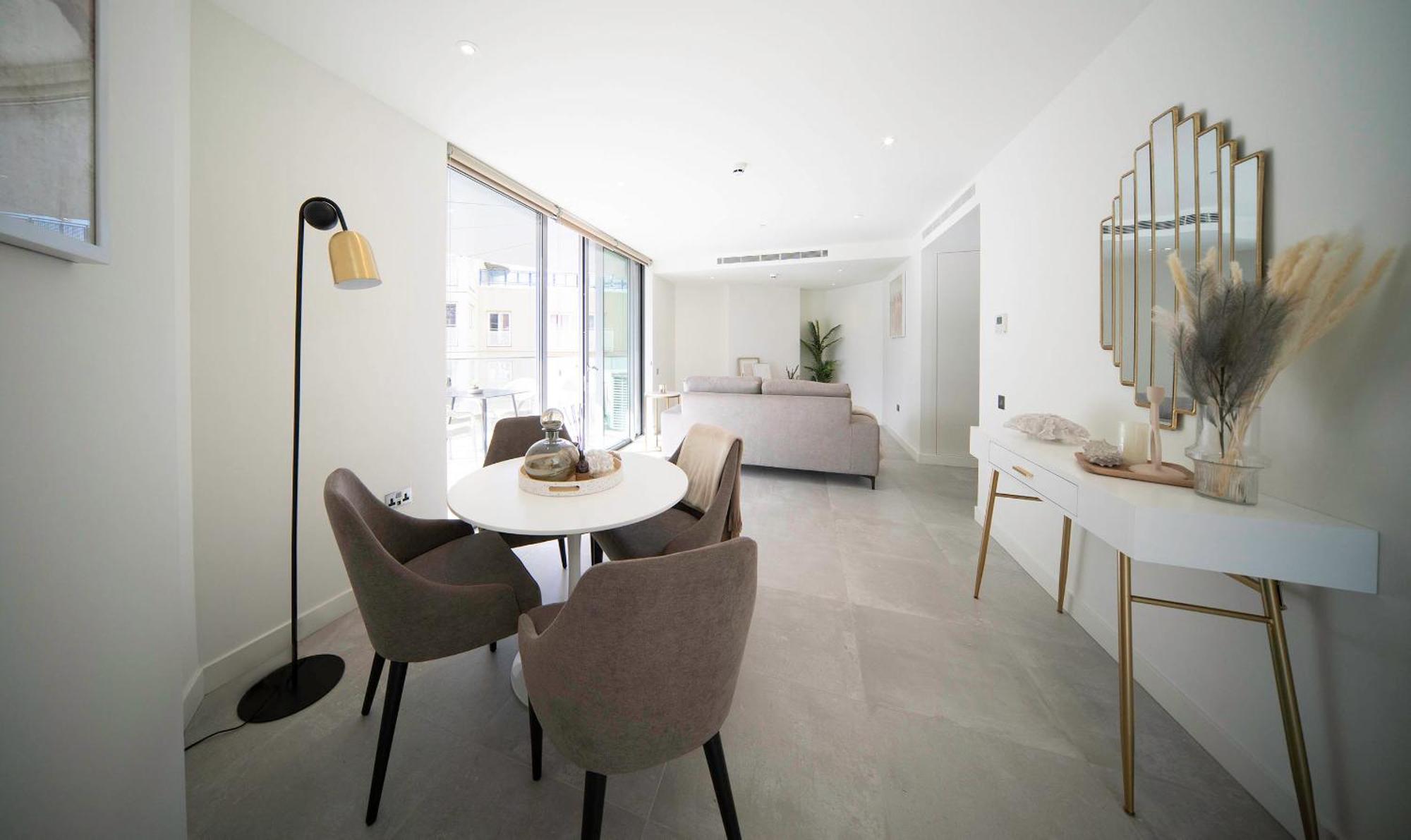 Bentley - Eurocity Apartment