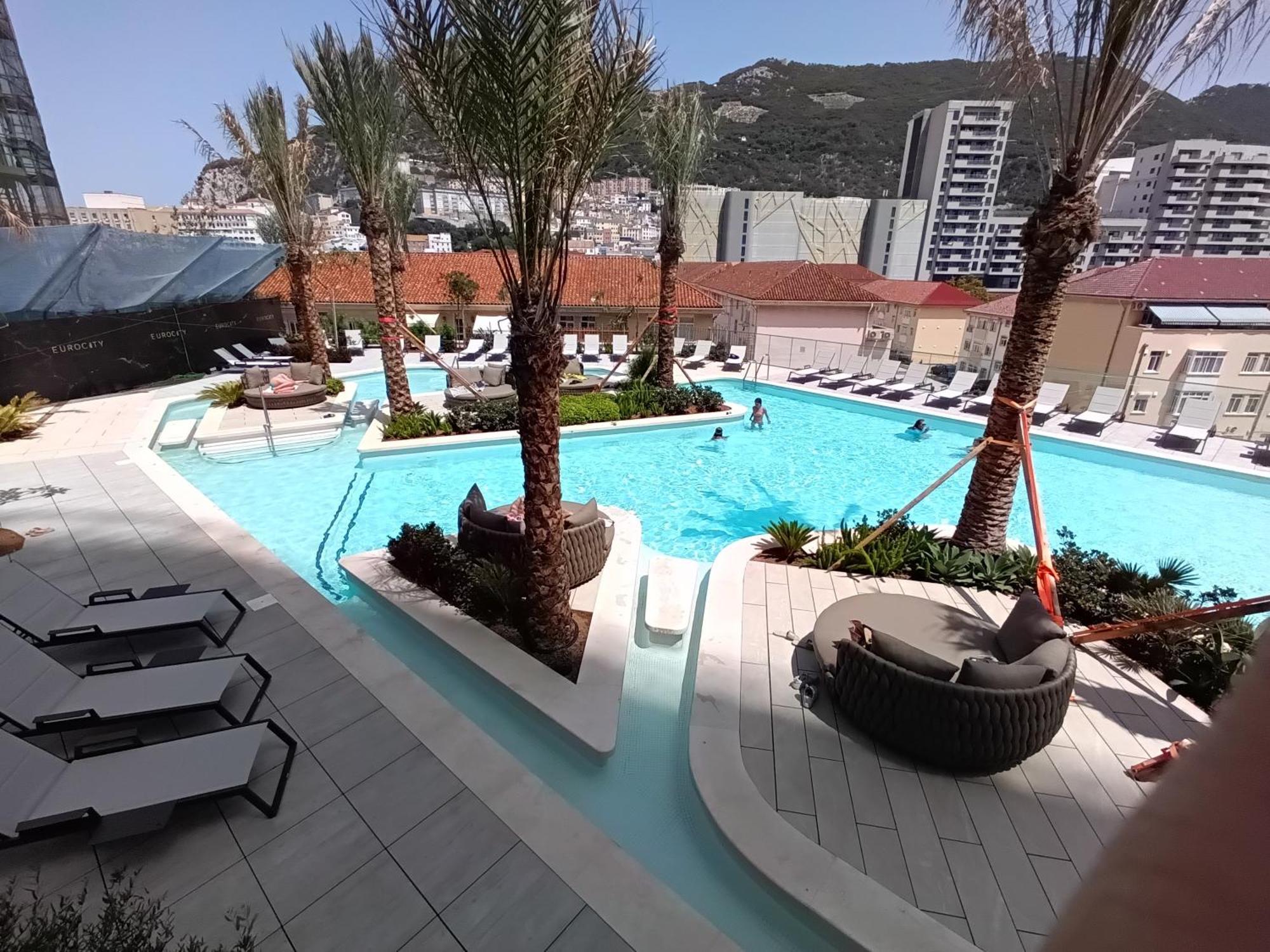 Brand New - Highest In Located In Eurocity - Large Pool - Ocean Views - Balcony - Free Parking - And Short Let In * Gibraltar