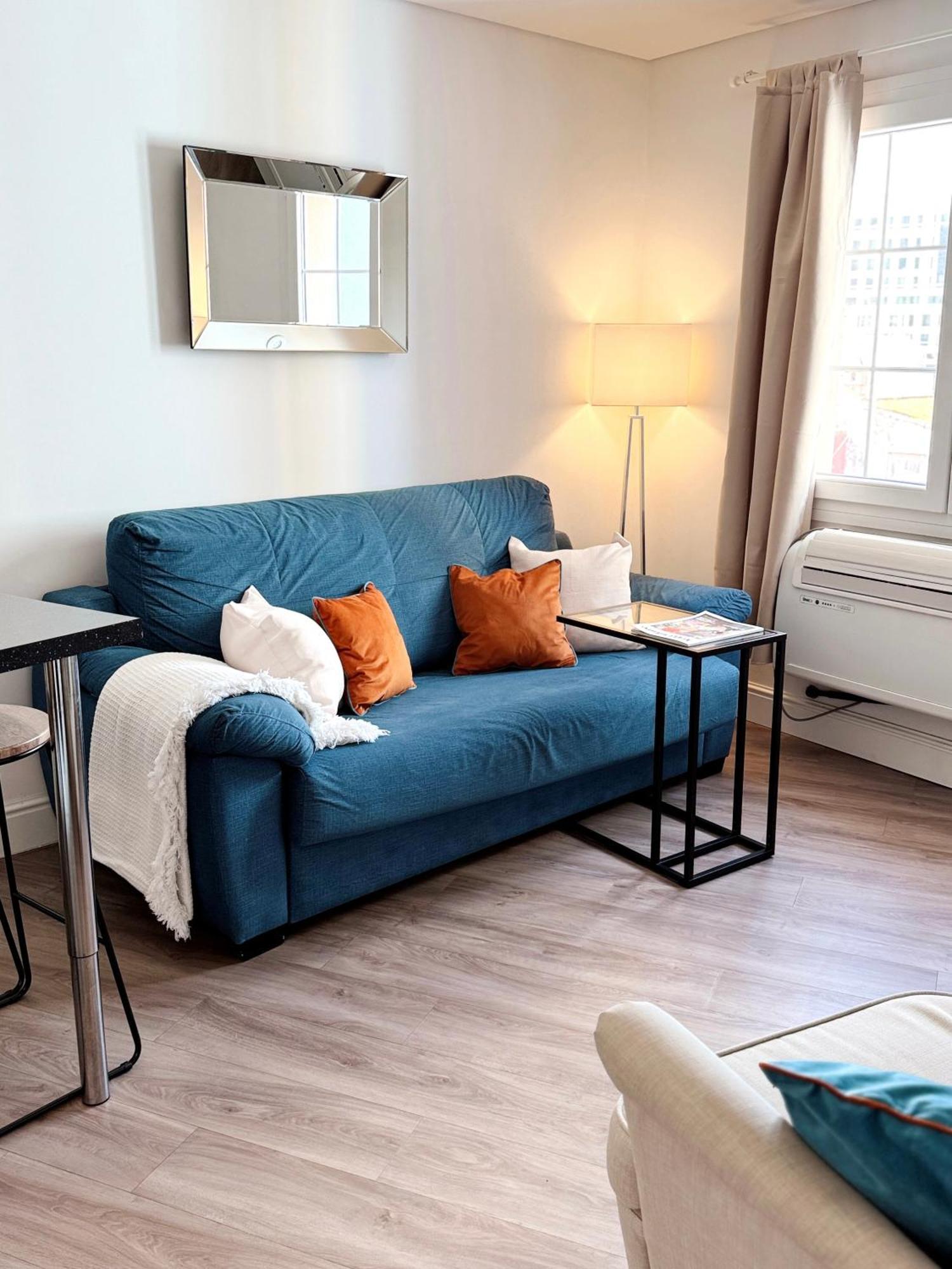 Deluxe Centre Two Bedroom - Grand House Gibraltar