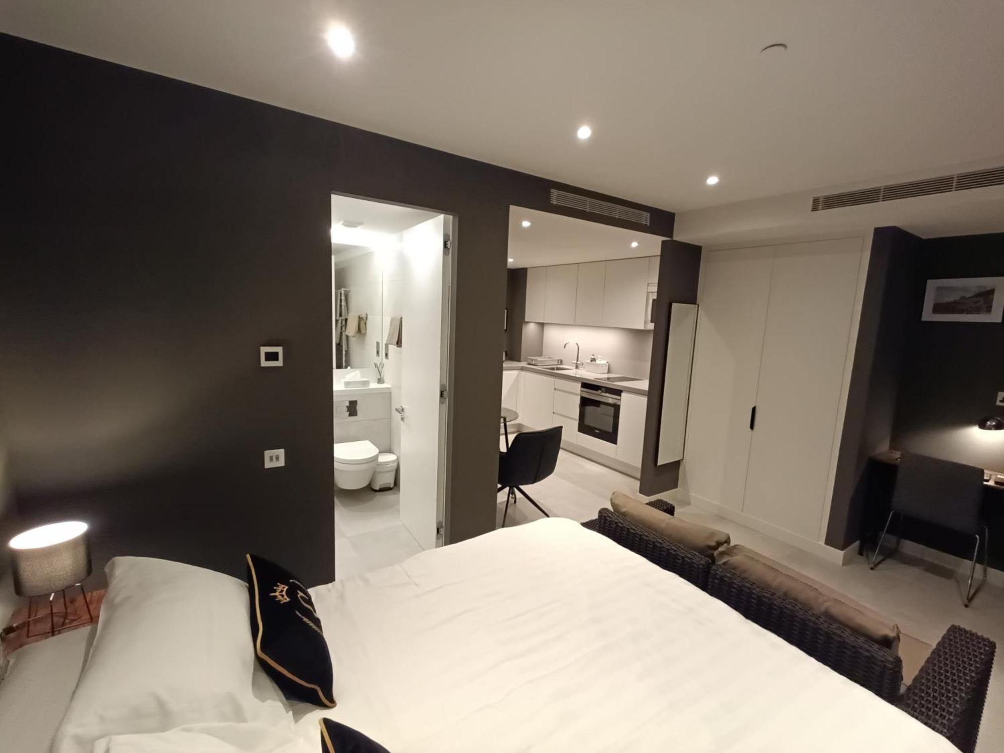 Brand New - Highest In Located In Eurocity - Large Pool - Ocean Views - Balcony - Free Parking - And Short Let In *