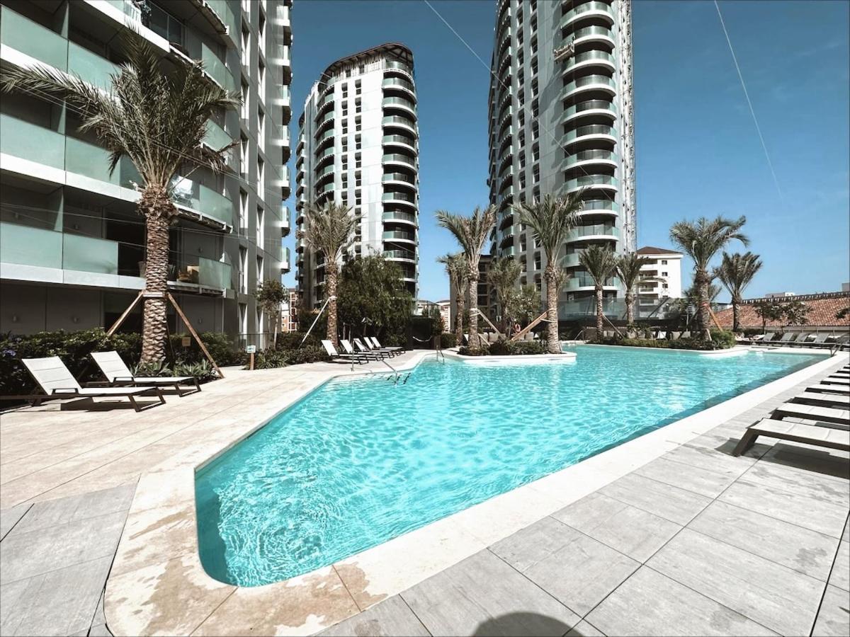 18th Floor Luxury * Gibraltar