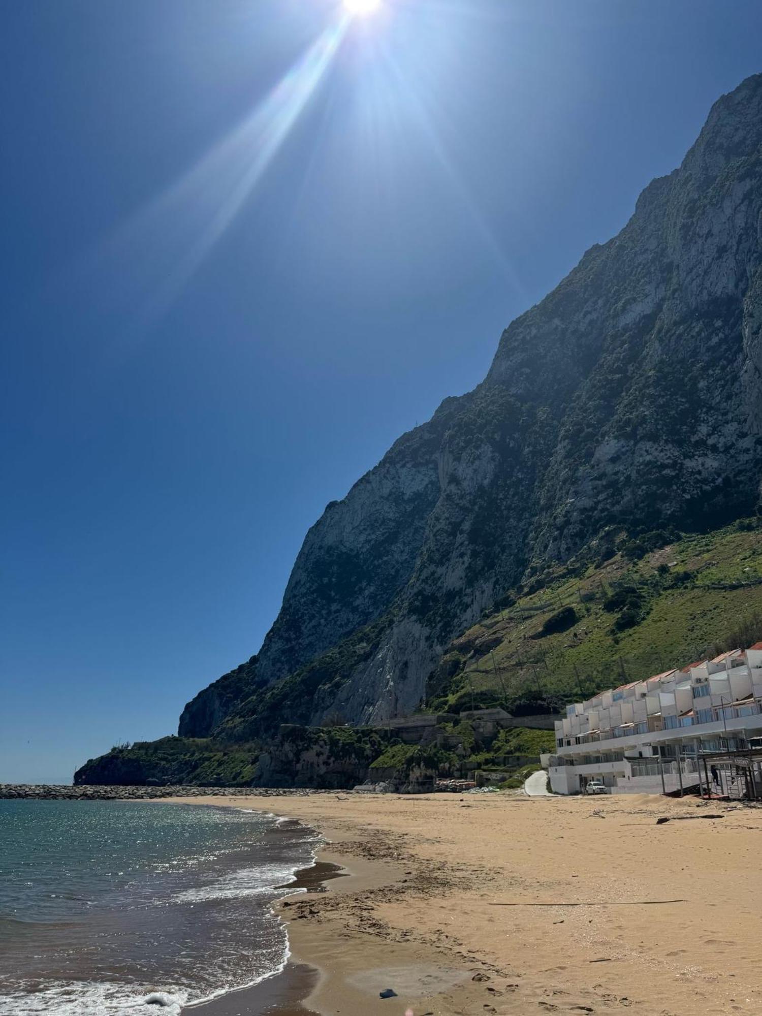 Beachfront Sunrise Sands Retreat, Gibraltar