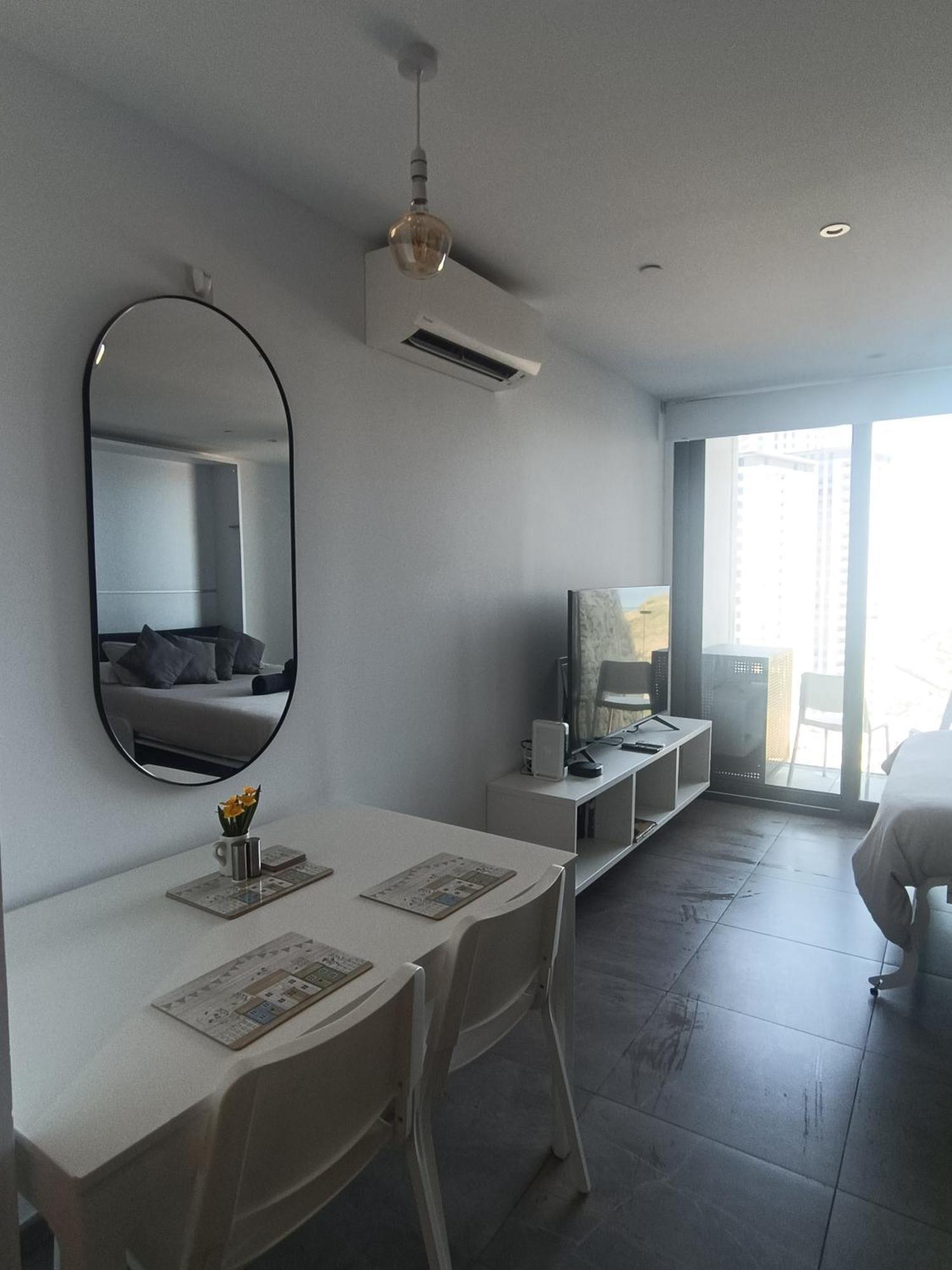 Căn hộ E1 Studios, Sea & Views, High Floor Gibraltar