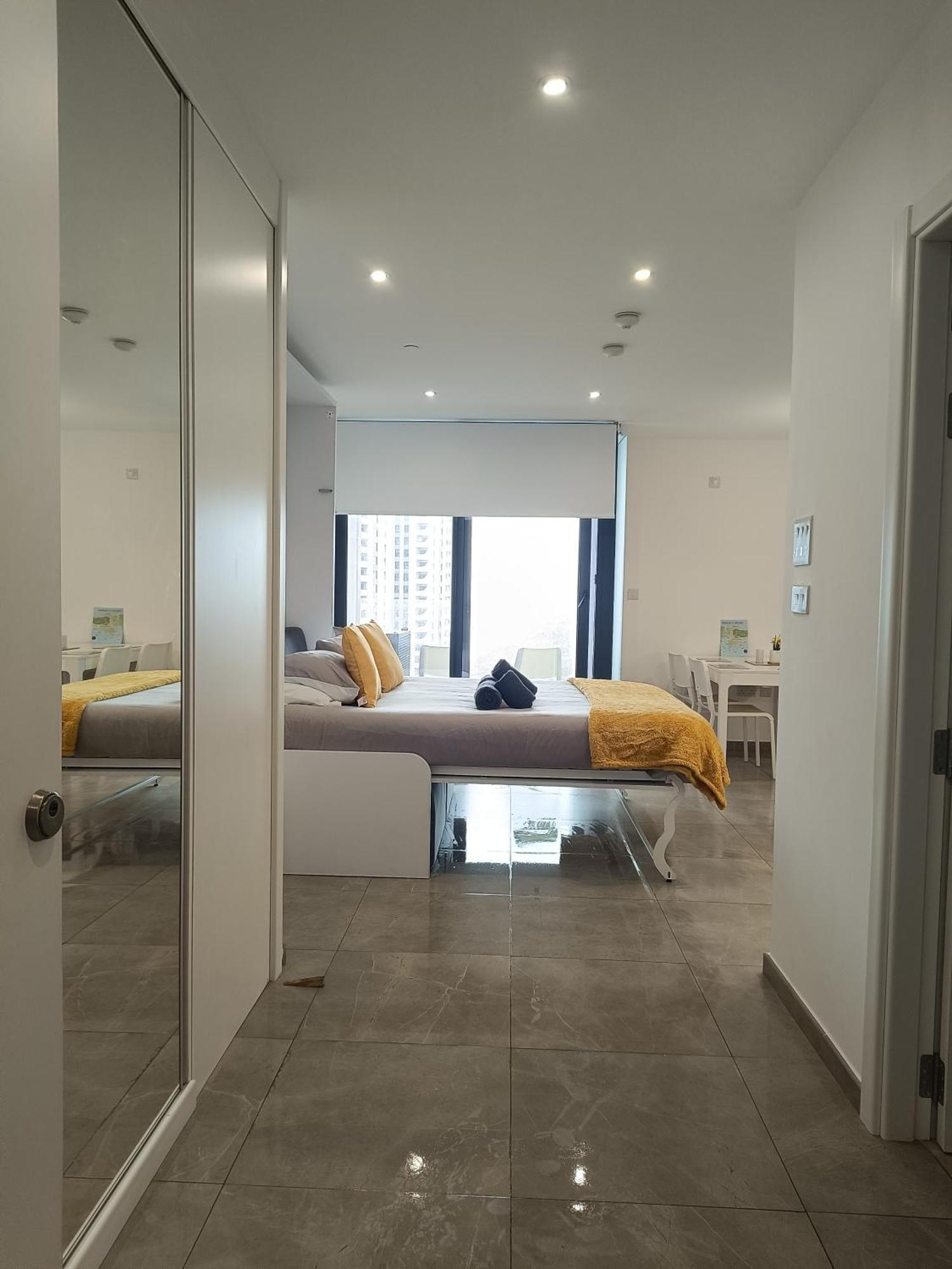E1 Studios, Sea & Views, High Floor Căn hộ Gibraltar