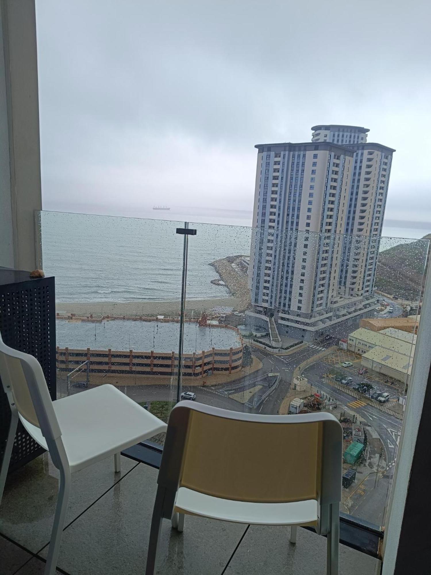 E1 Studios, Sea & Views, High Floor Căn hộ