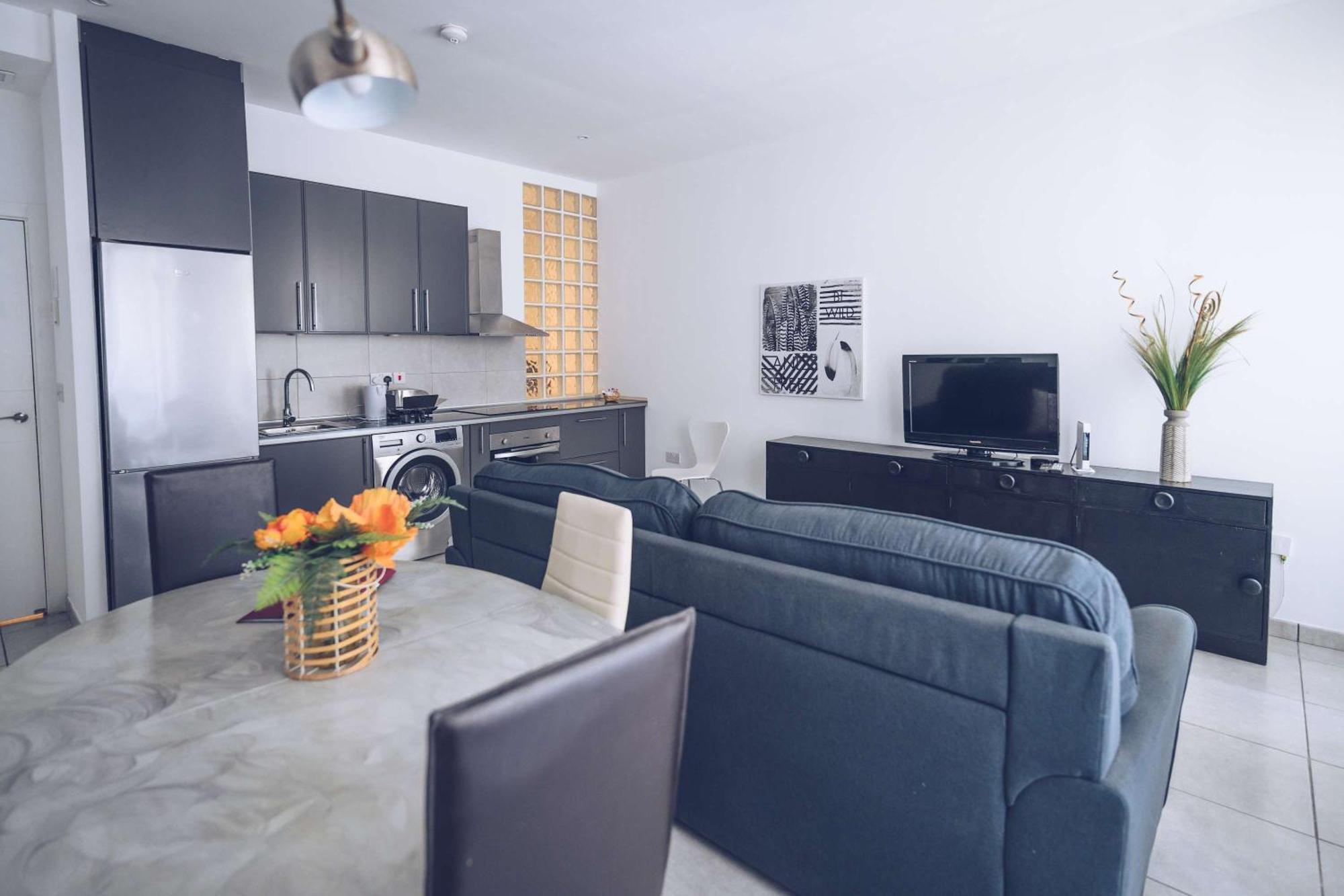 Apartment 2br In The Zoko Contemporary And Convenient Gibraltar