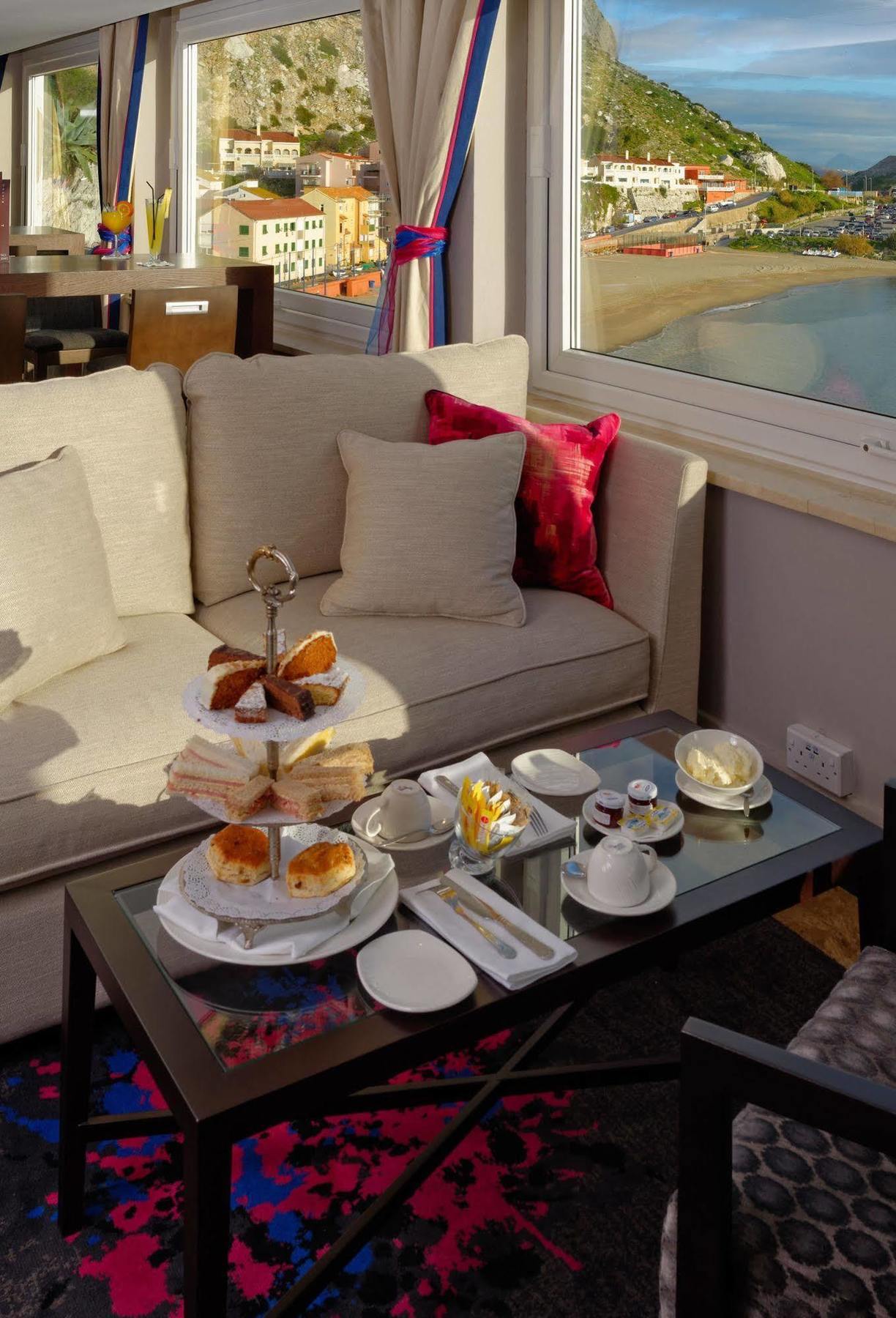 The Caleta Self-catering Apartment