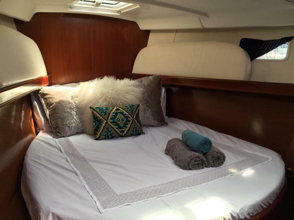 Jasmine Coral Jay Boutique Boatel Ocean Village Botel