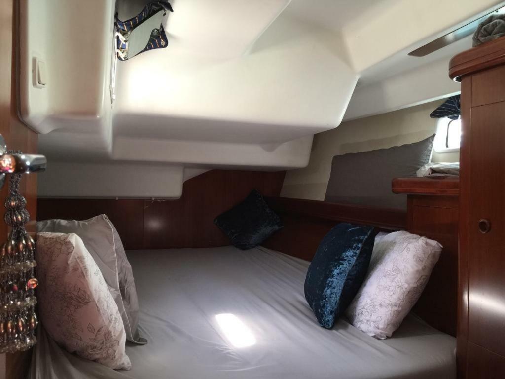 Luxury Yacht 