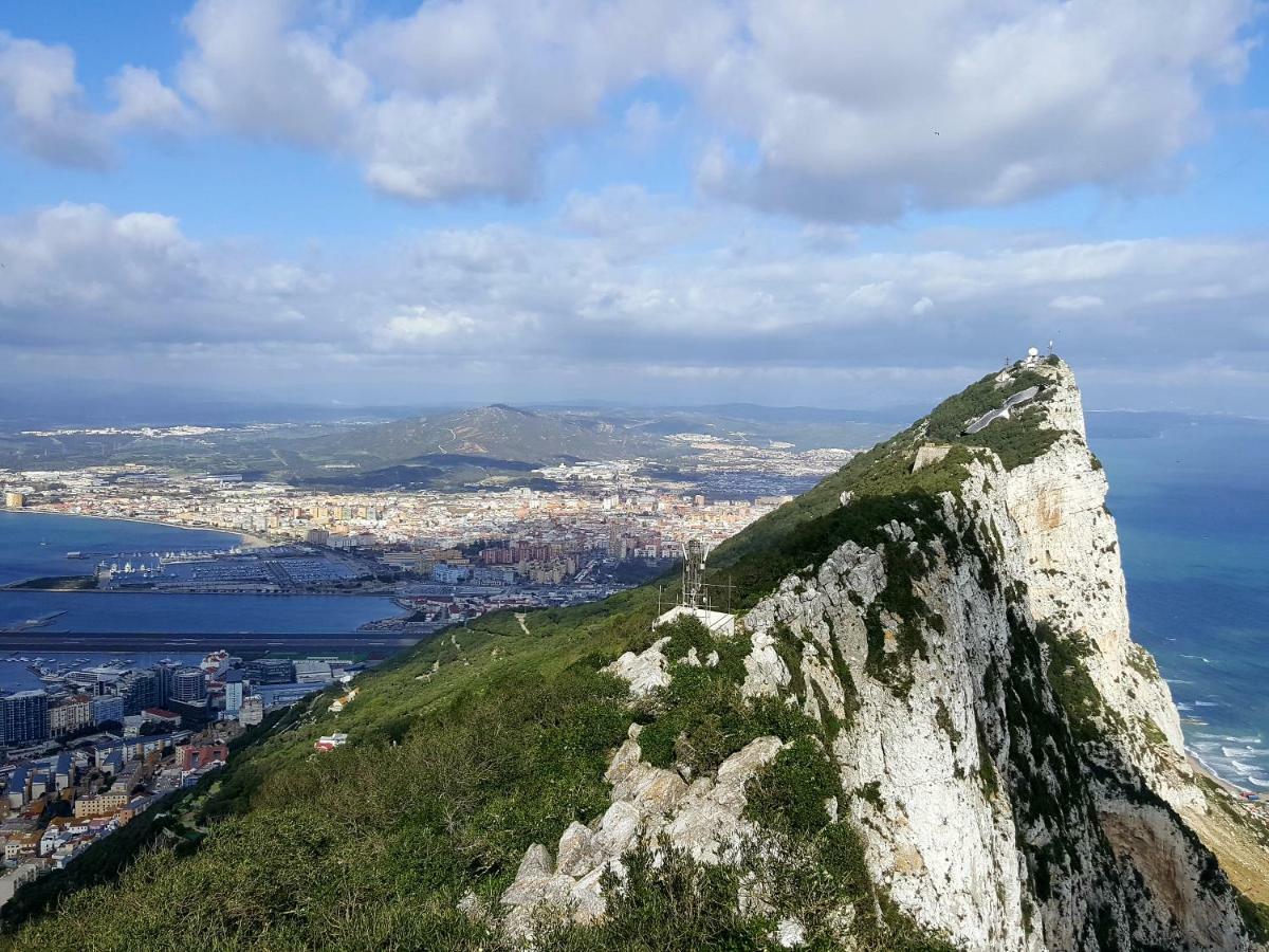 Luxury Yacht Gibraltar