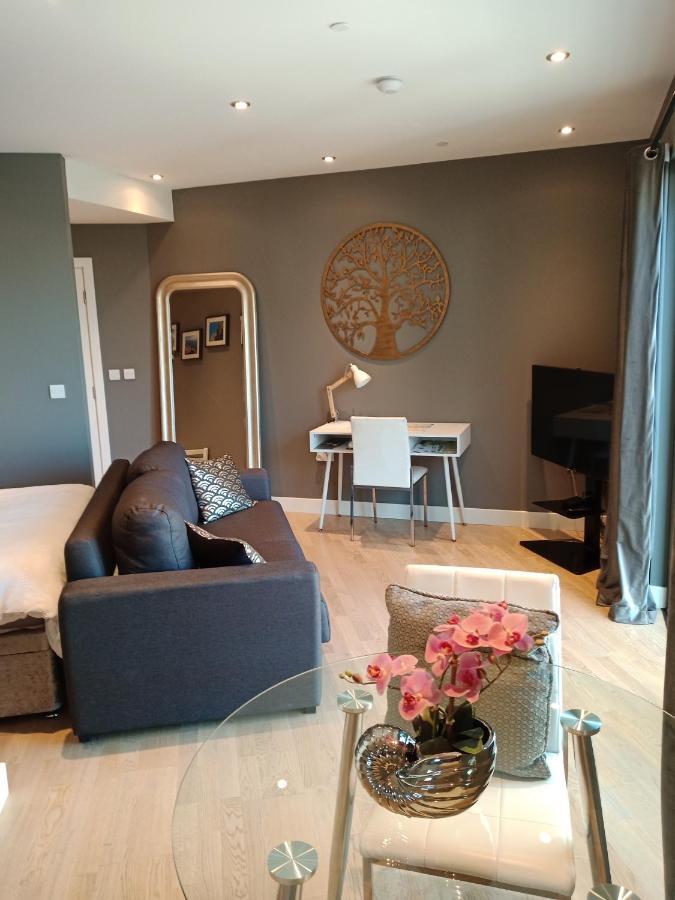 Kings Wharf Quay29 - Large With 3 Pools - Gym - Rock Views - And Short Let In Gibraltar
