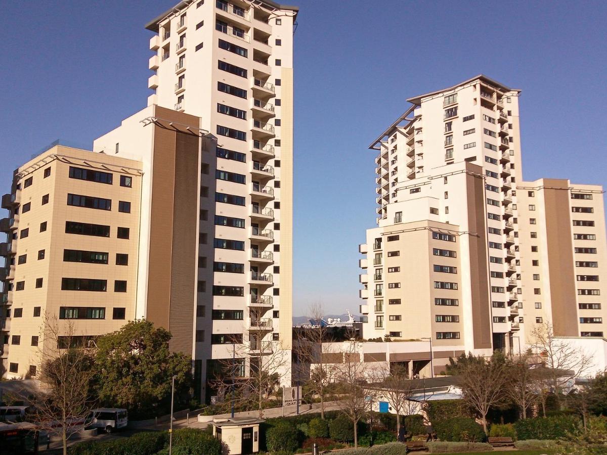 Apartamento Kings Wharf Quay29 - Large With 3 Pools - Gym - Rock Views - And Short Let In *