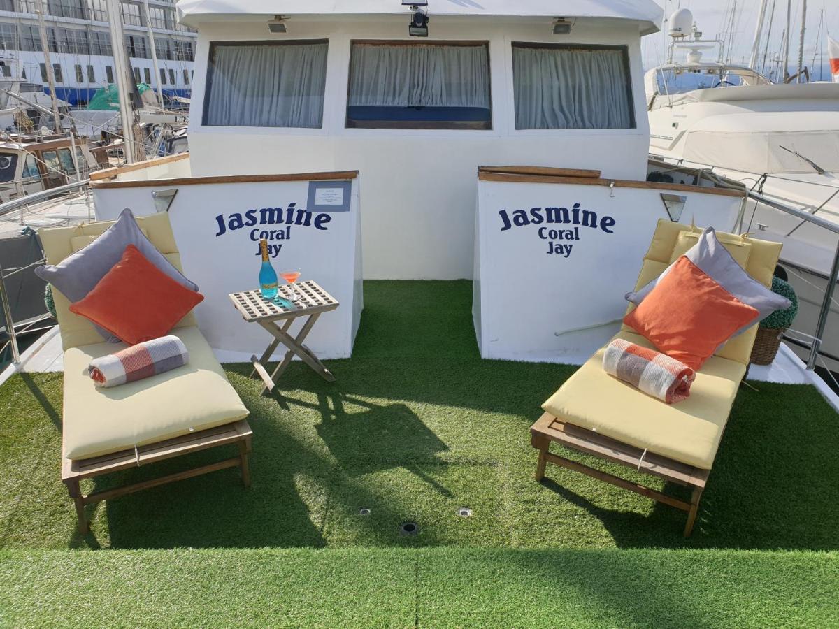 Jasmine Coral Jay Boutique Boatel Ocean Village *