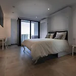 Great Studio With View-Hosted By Sweetstay