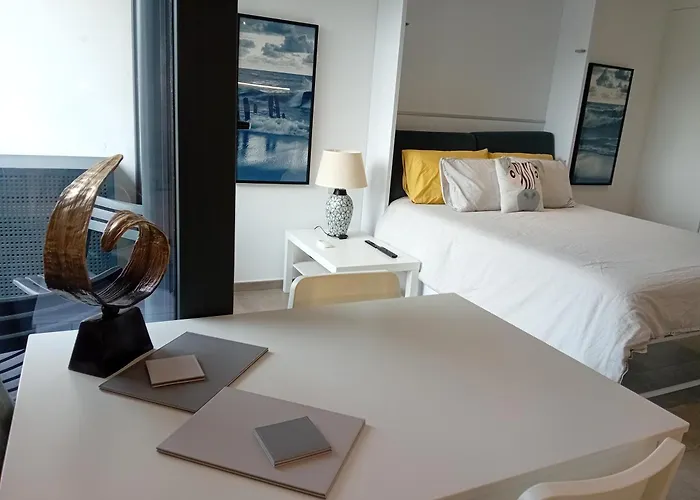 Beautiful Studio In Gibraltar - E1