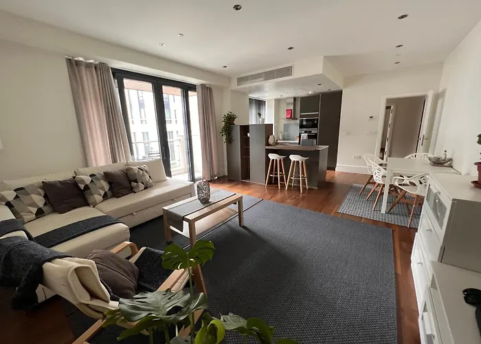 Deluxe 1-Bed Apartment In The City Centre