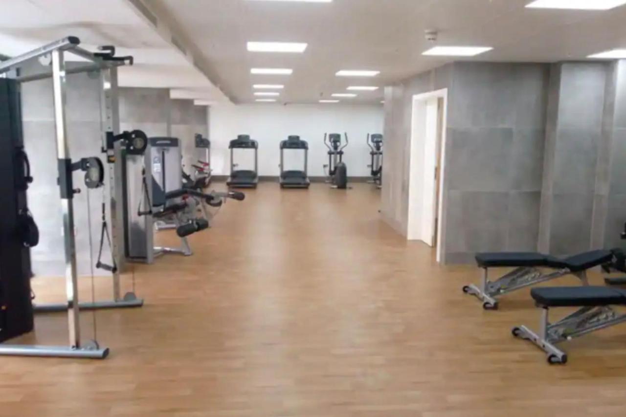 Căn hộ Modern Studio With Rock View Balcony And Gym-hosted By Sweetstay Gibraltar