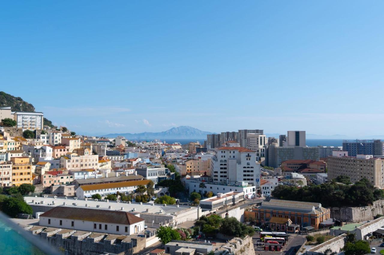 Apartment Seaside Serenity Oasis - High Floor - Stunning Views *