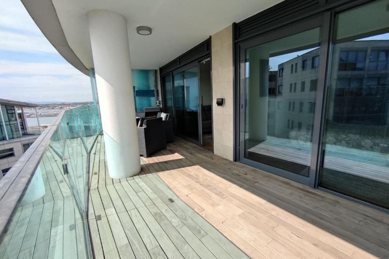 Seaside Serenity Oasis - High Floor - Stunning Views Gibraltar