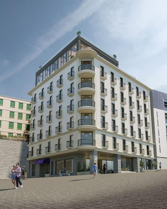 Apartamento The Centre - Modern Family With Rooftop Pool & Terrace - Children For Free