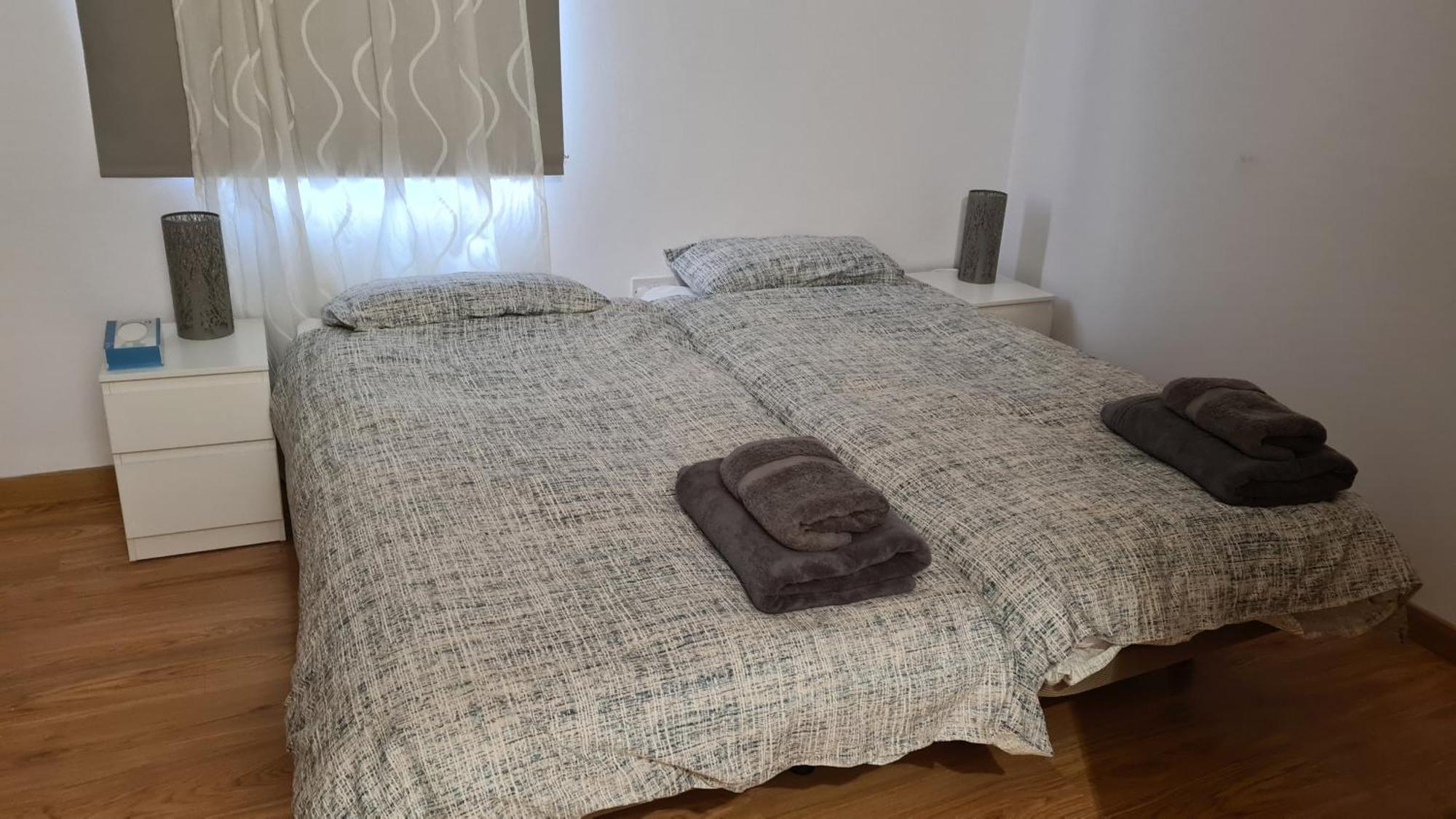 2 Bedroom Flat On Main Street Apartamento *
