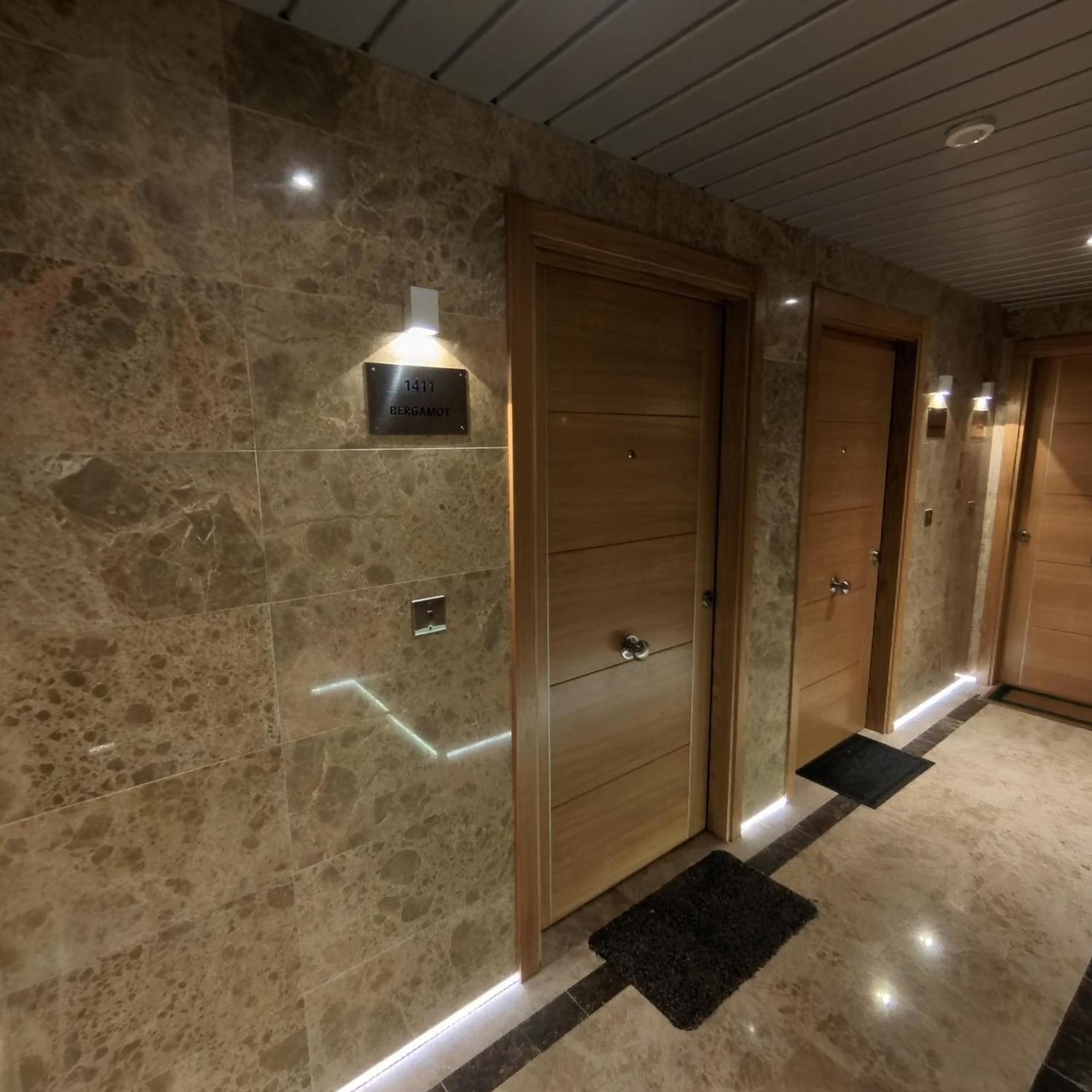 Ocean 11-hosted By Sweetstay * Gibraltar