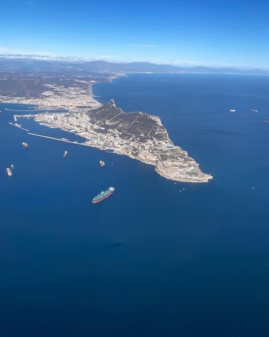 Căn hộ Sleek Oasis In The Heart Of - Sleeps 6 Gibraltar