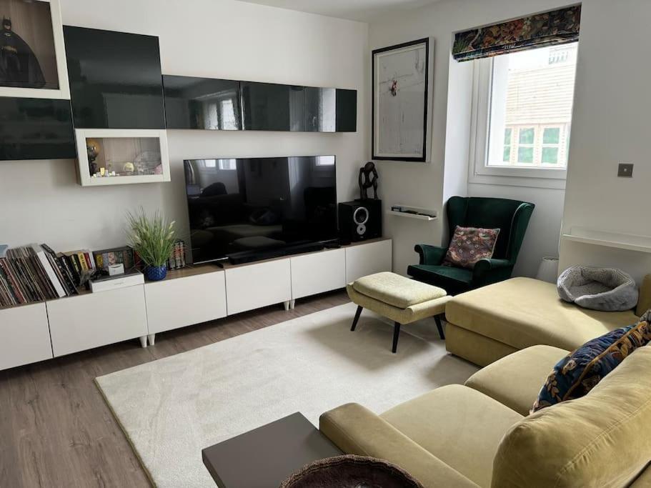Sleek Oasis In The Heart Of - Sleeps 6 Gibraltar