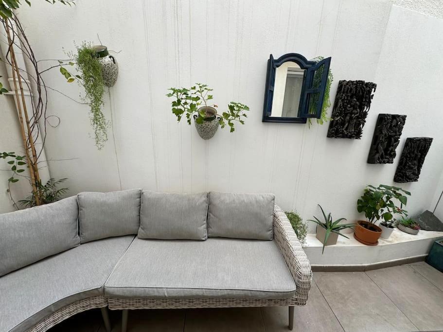 Sleek Oasis In The Heart Of - Sleeps 6 Căn hộ Gibraltar