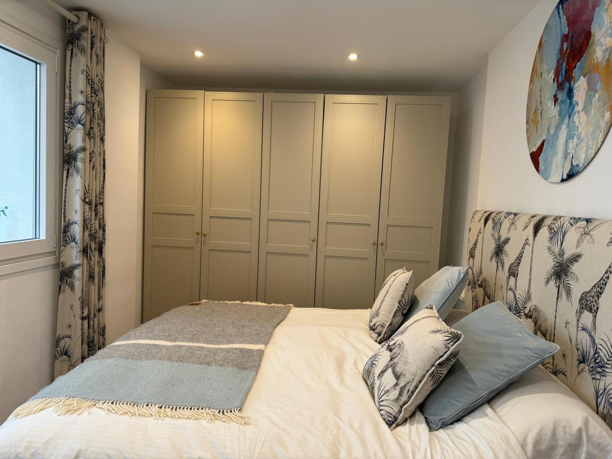 Sleek Oasis In The Heart Of - Sleeps 6 Căn hộ Gibraltar