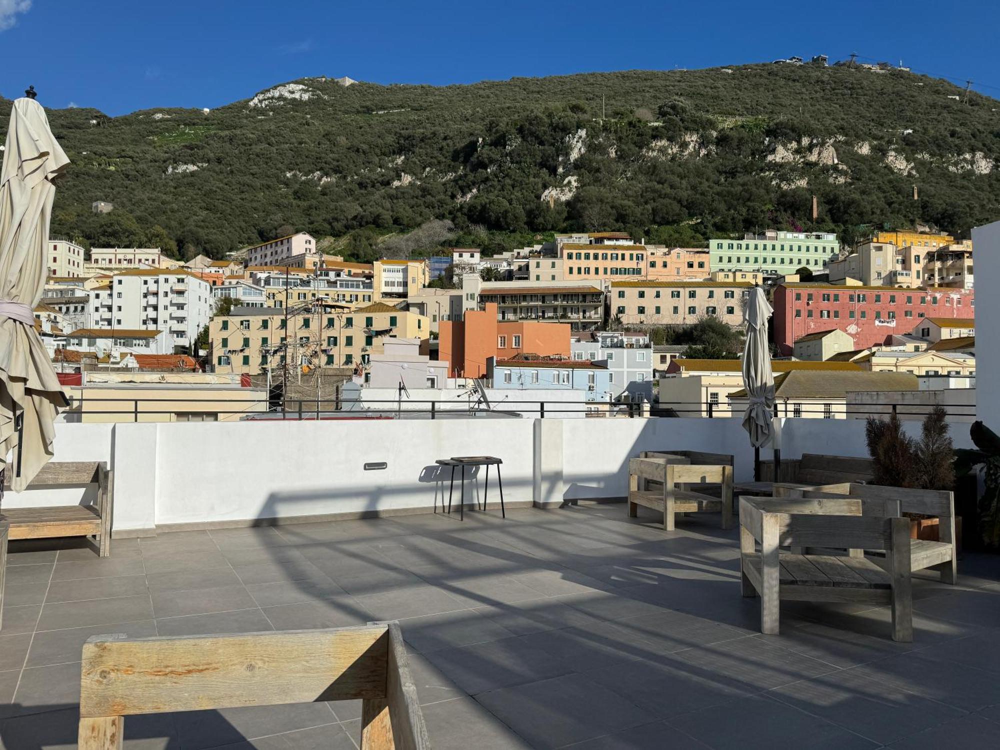 Sleek Oasis In The Heart Of - Sleeps 6 Gibraltar