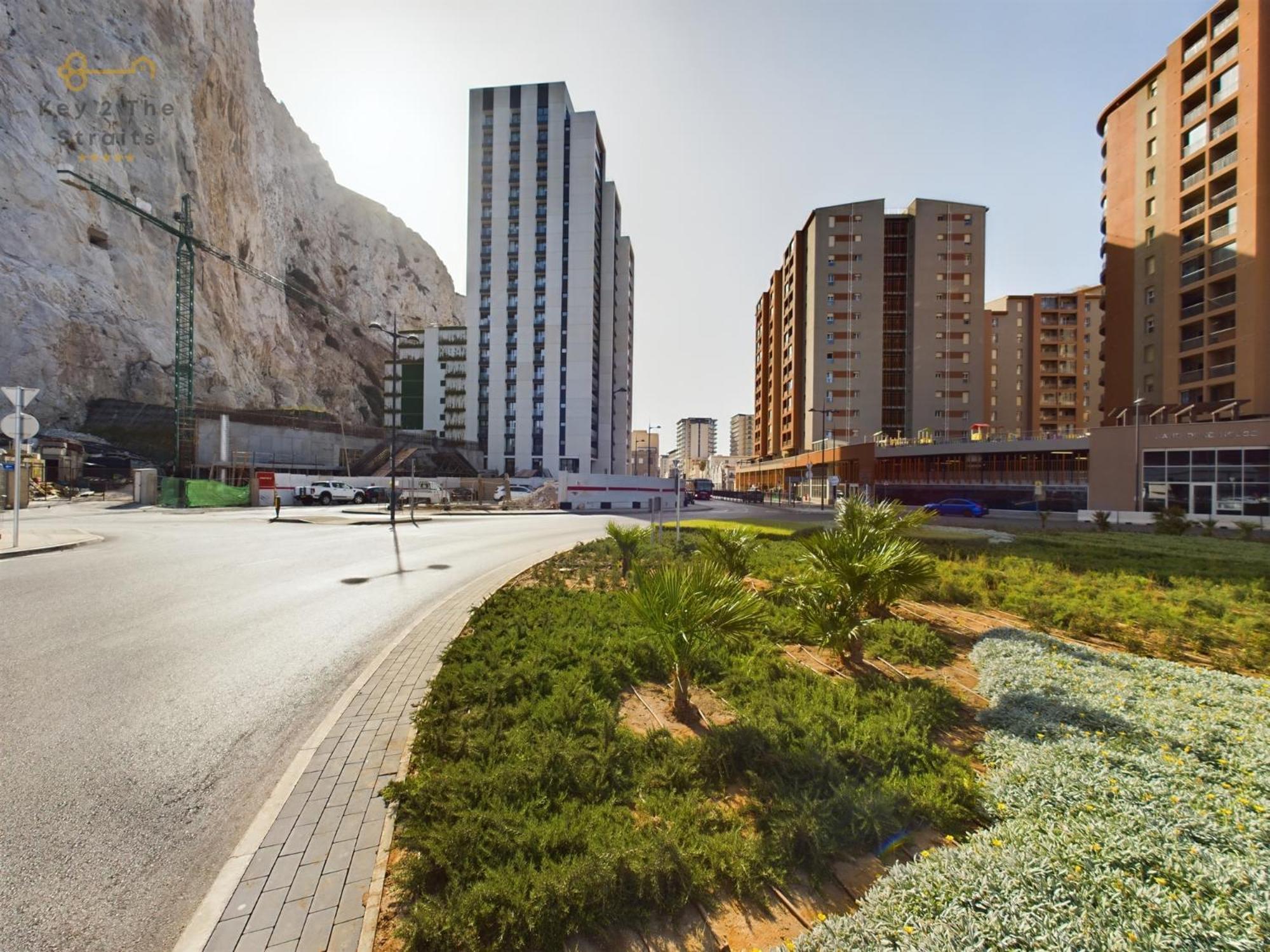 Luxury Sunrise Beach And Oceanview Room With Balcony Apartment Gibraltar