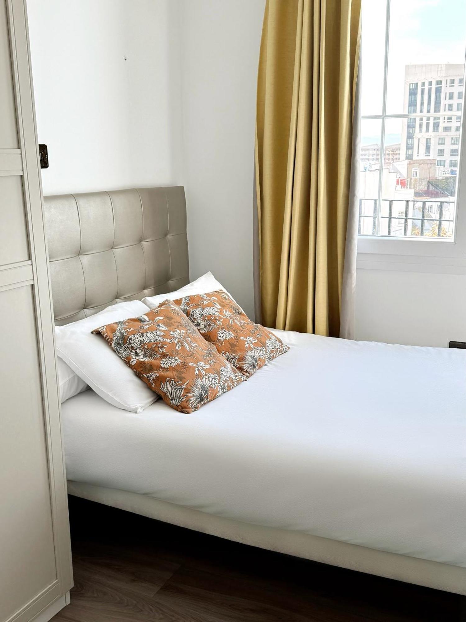 Apartamento Stunning Centre Penthouse With Private Balcony - Grand House *
