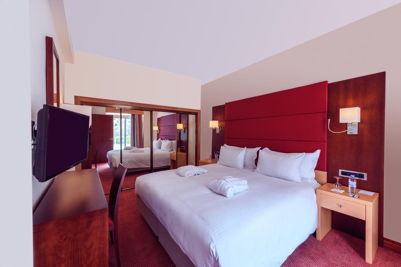 The Caleta Health, Beauty & Conference Centre Hotel